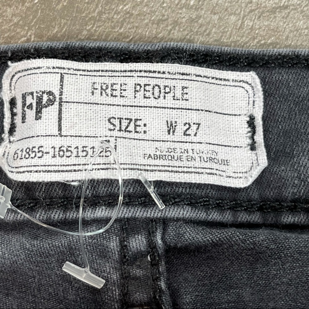 Free People Distressed Skinny Jean size 27 - Picture 8 of 10